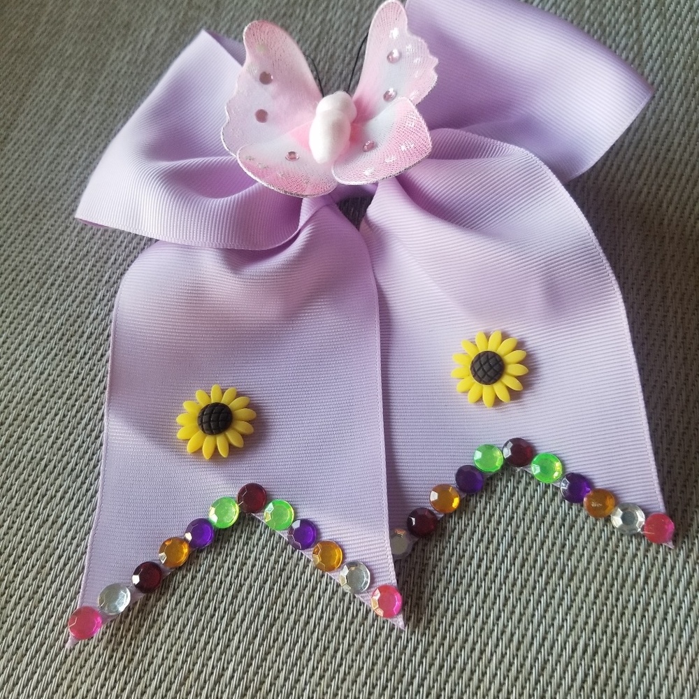 Hair bow